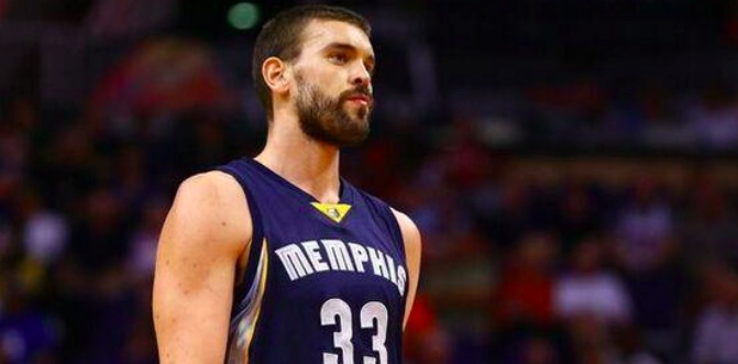 励了球员 励了球员