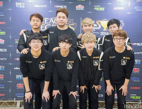 帮助他们在 帮助他们在