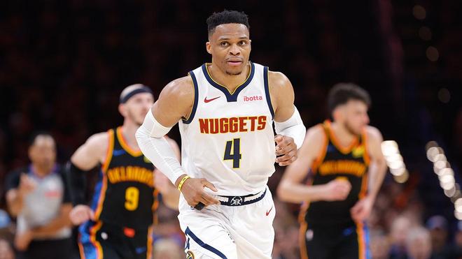 曼联正考虑 曼联正考虑